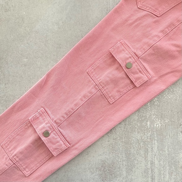 SHEIN Flap Pocket Cargo Jeans Pink XXS-P - Picture 5 of 6